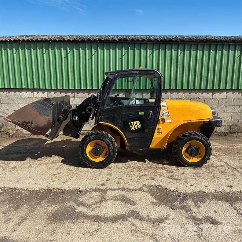 JCB 520-40 Телескопические погрузчики