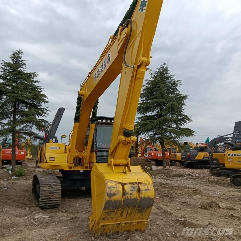 Komatsu PC 220-8 Гусеничные экскаваторы