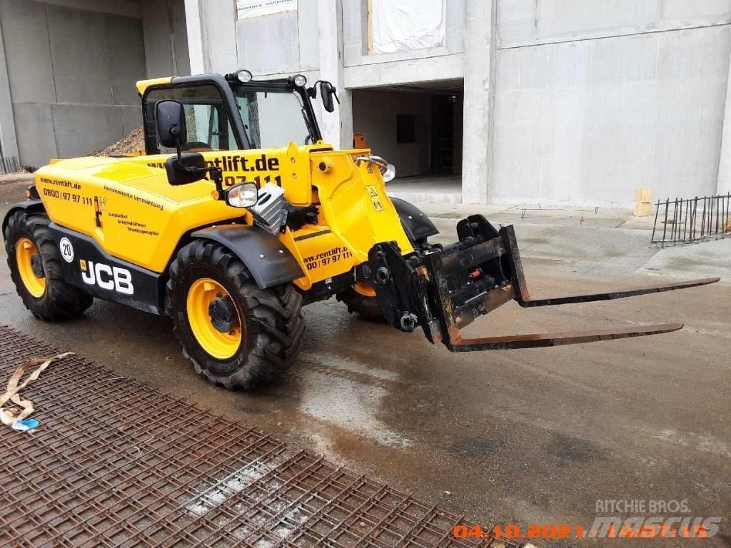 JCB 525-60 Телескопические погрузчики