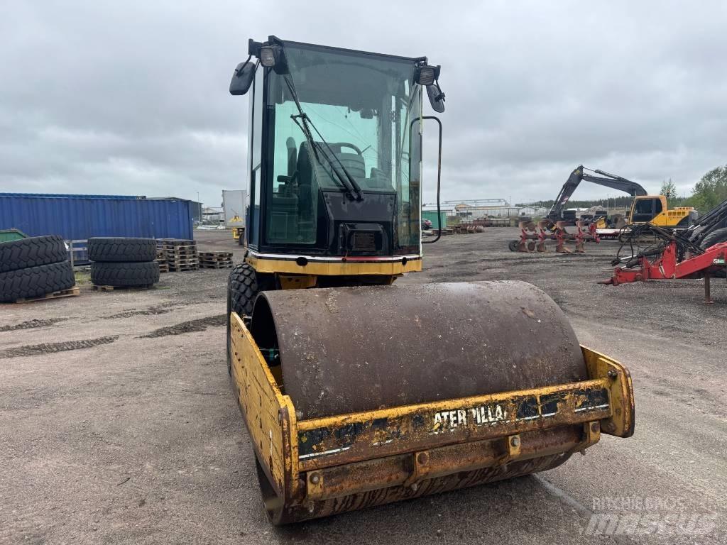 CAT CS 423 E Грунтовые катки