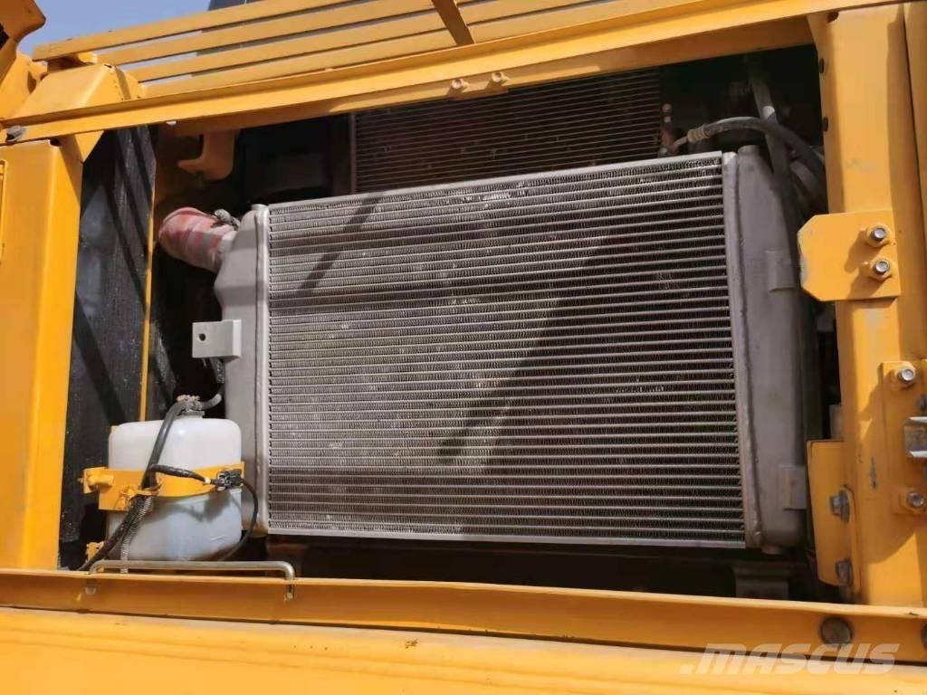 Komatsu PC360-7 Гусеничные экскаваторы