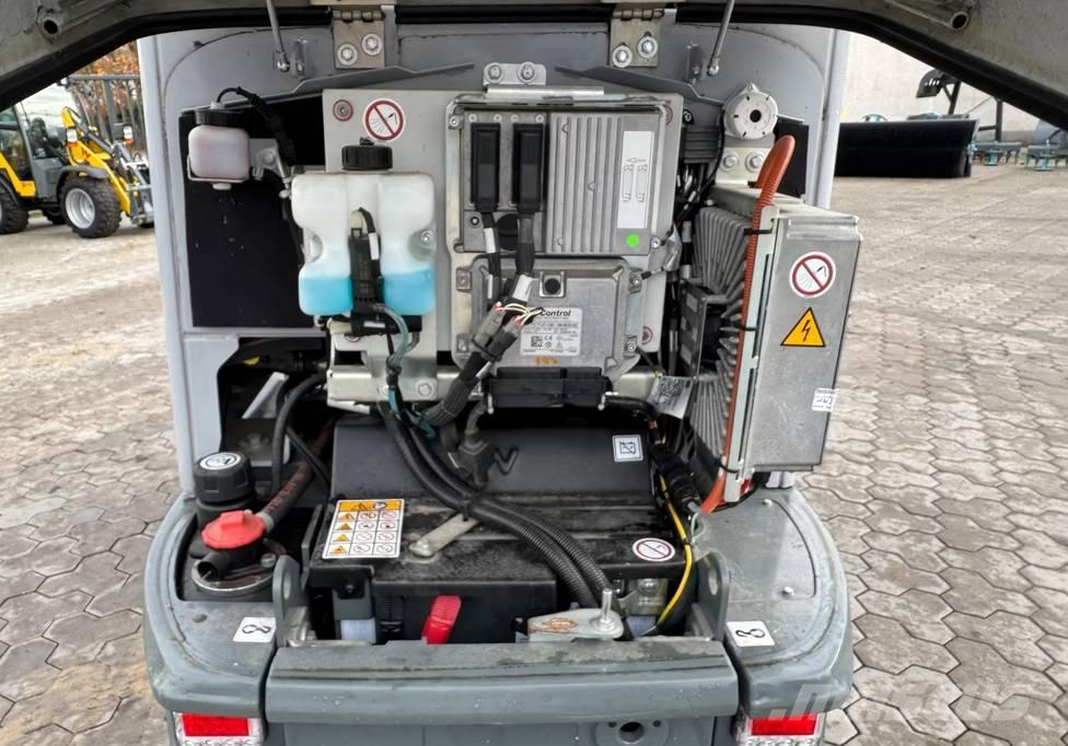 Wacker Neuson WL20e Фронтальные погрузчики