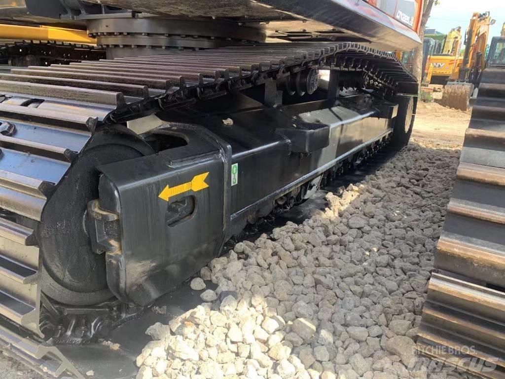 Doosan DX 225 Гусеничные экскаваторы