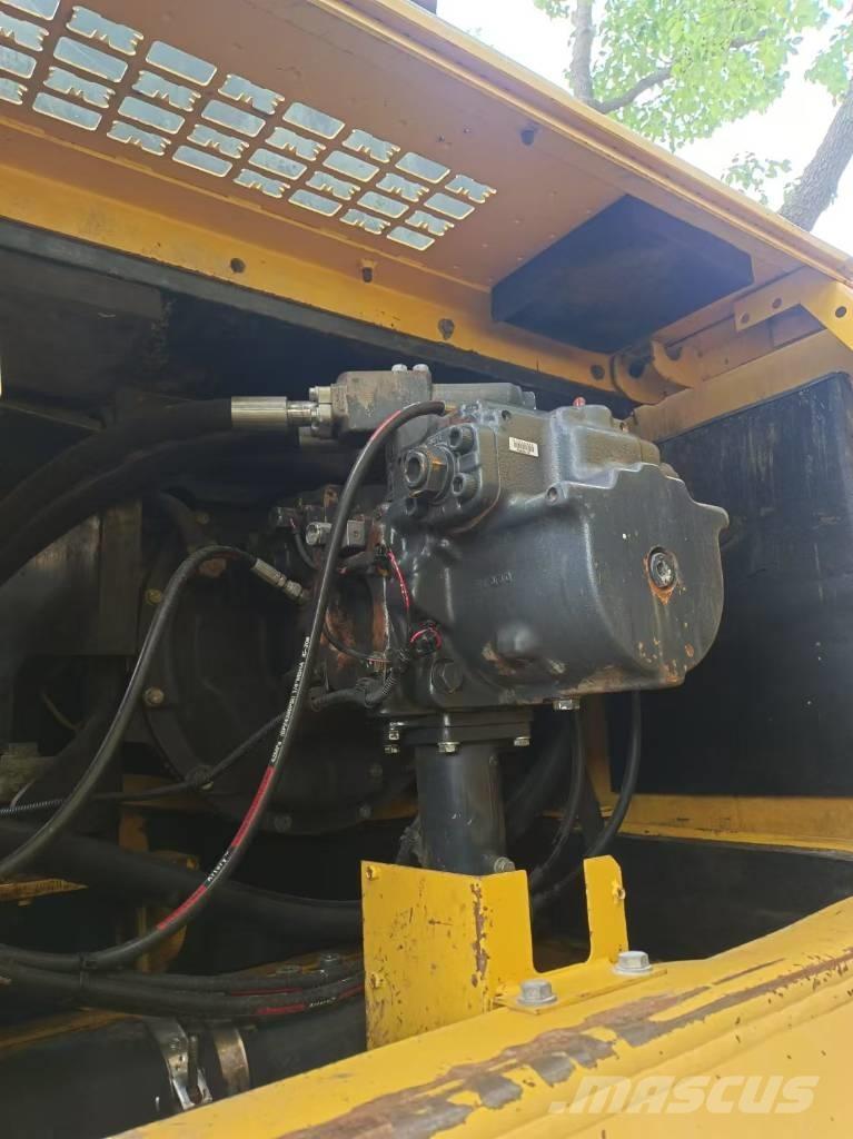 Komatsu PC 450-8 Гусеничные экскаваторы