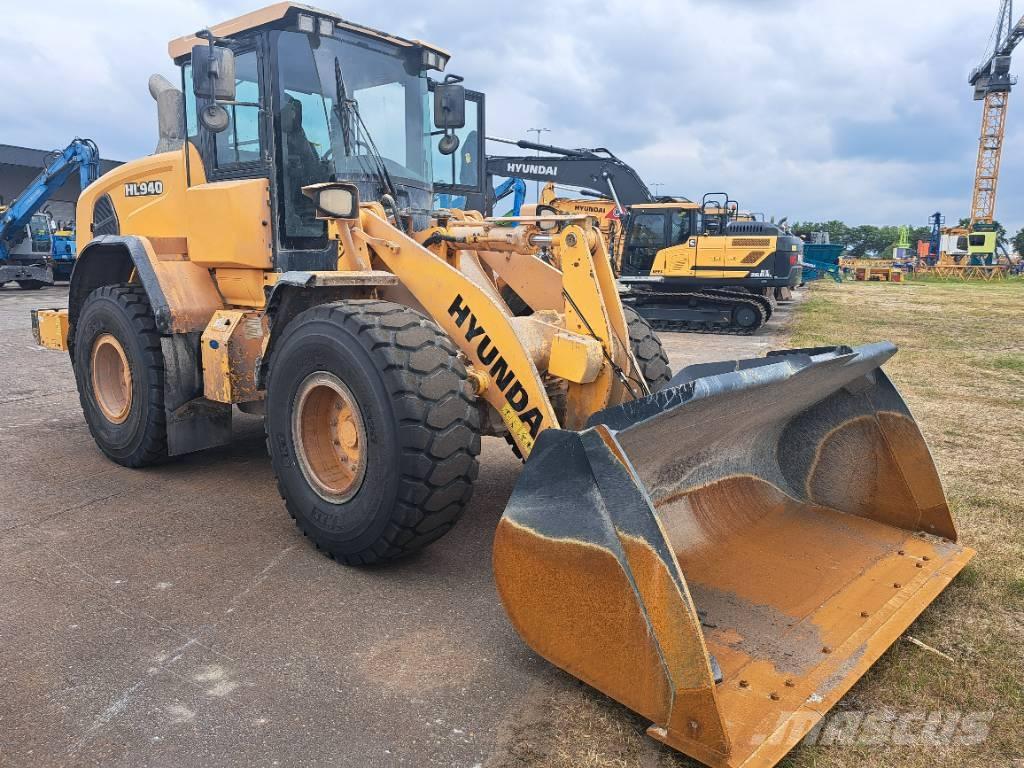 Hyundai HL 940 Фронтальные погрузчики