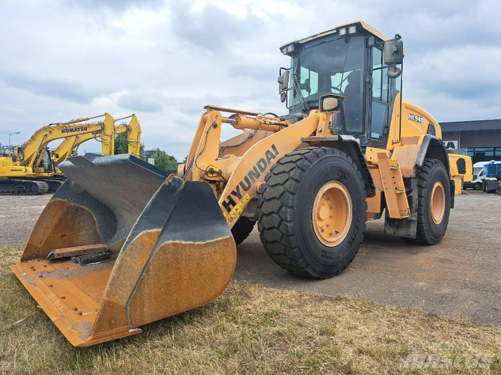 Hyundai HL940 Фронтальные погрузчики