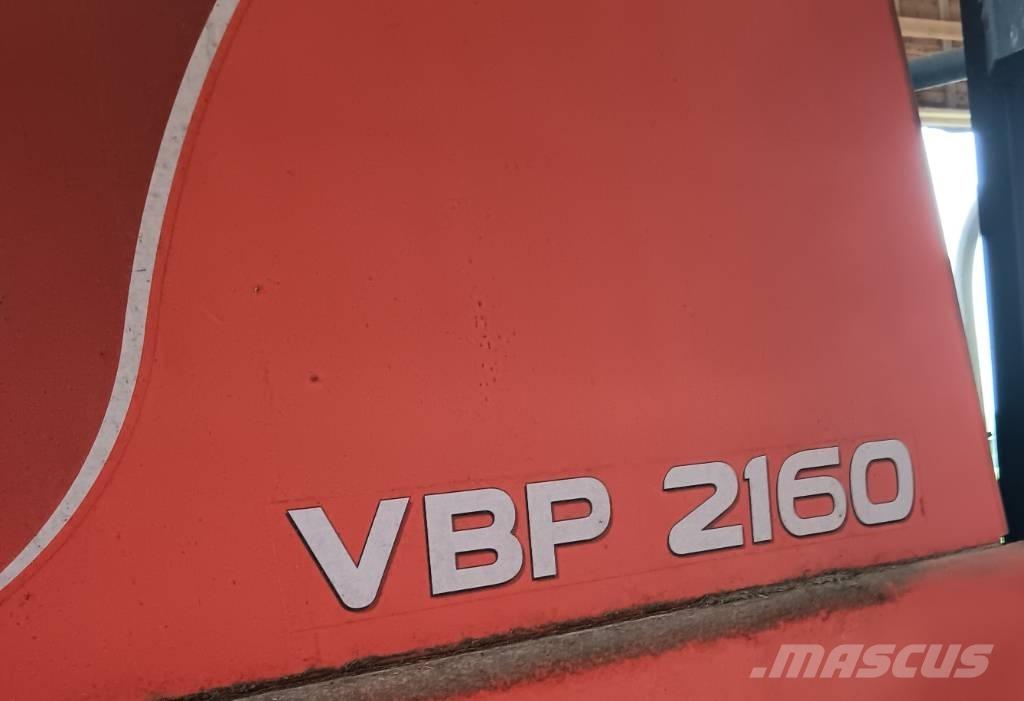 Kuhn VBP 2160 Рулонные пресс-подборщики