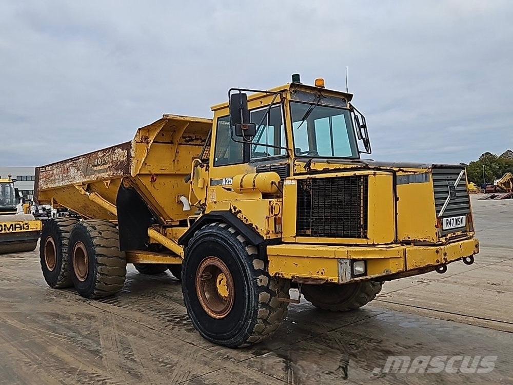 Volvo A 25 C Шарнирно-сочленённые самосвалы