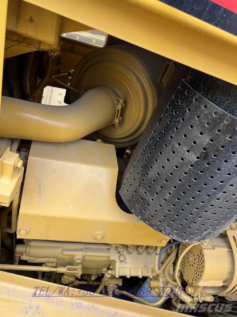 CAT D6H Грейдеры