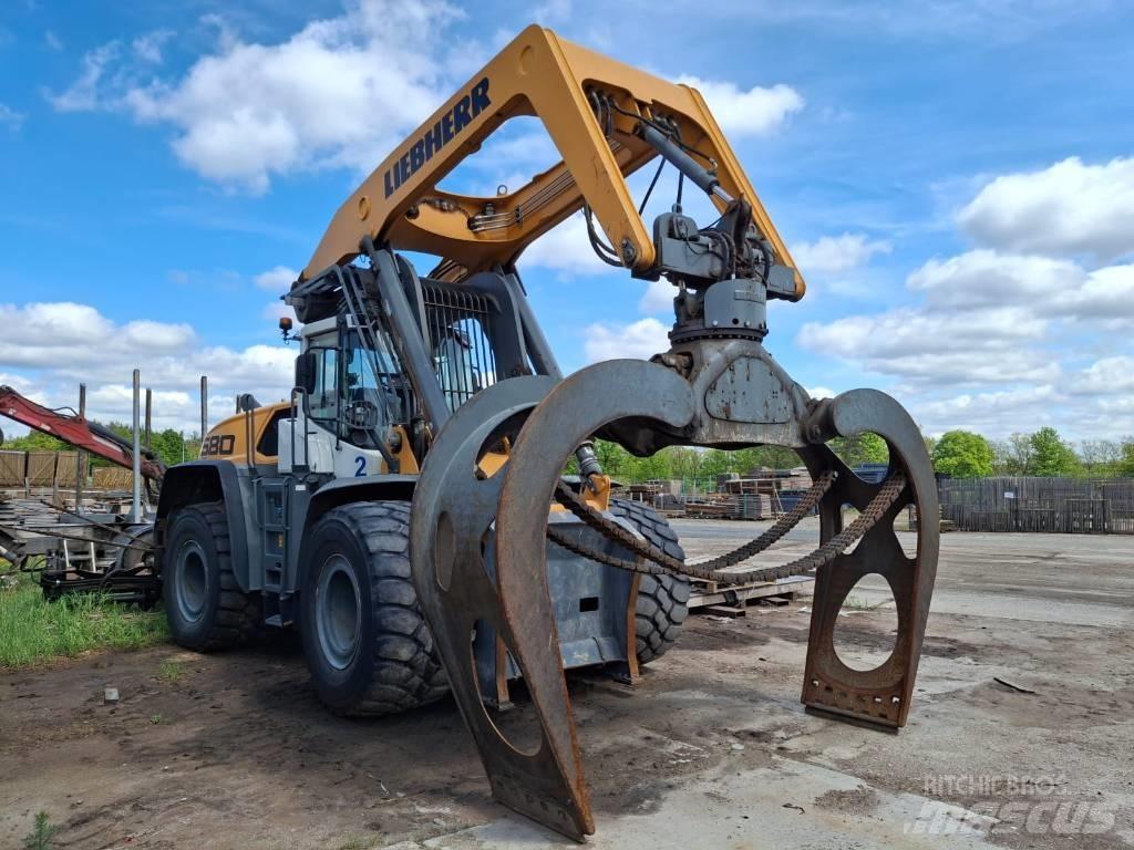 Liebherr L 580 LG Фронтальные погрузчики