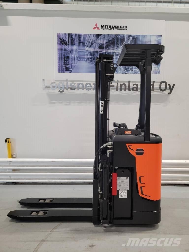 Rocla SST 16 ACI Самоходные электроштабелёры