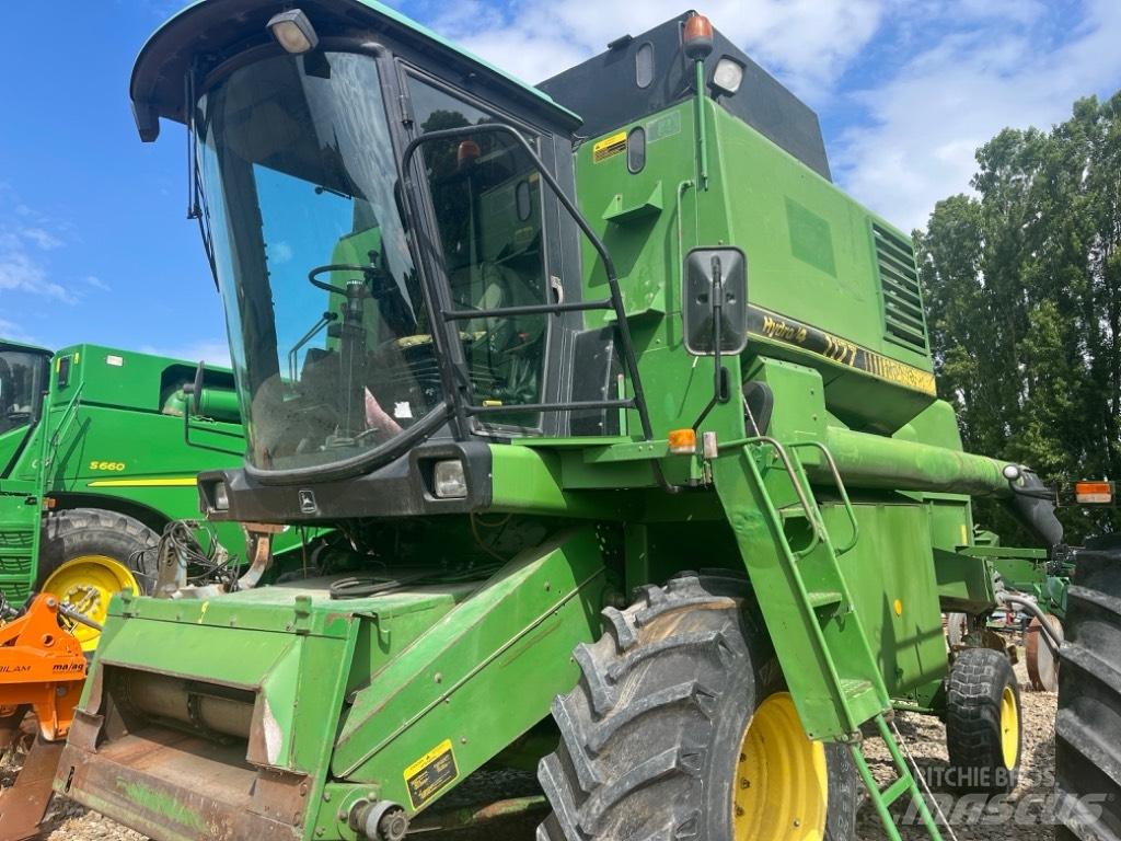 John Deere 1177 Зерноуборочные комбайны