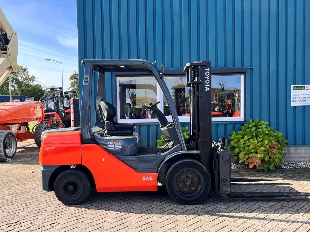 Toyota 52-8FDJF35 Дизельные погрузчики