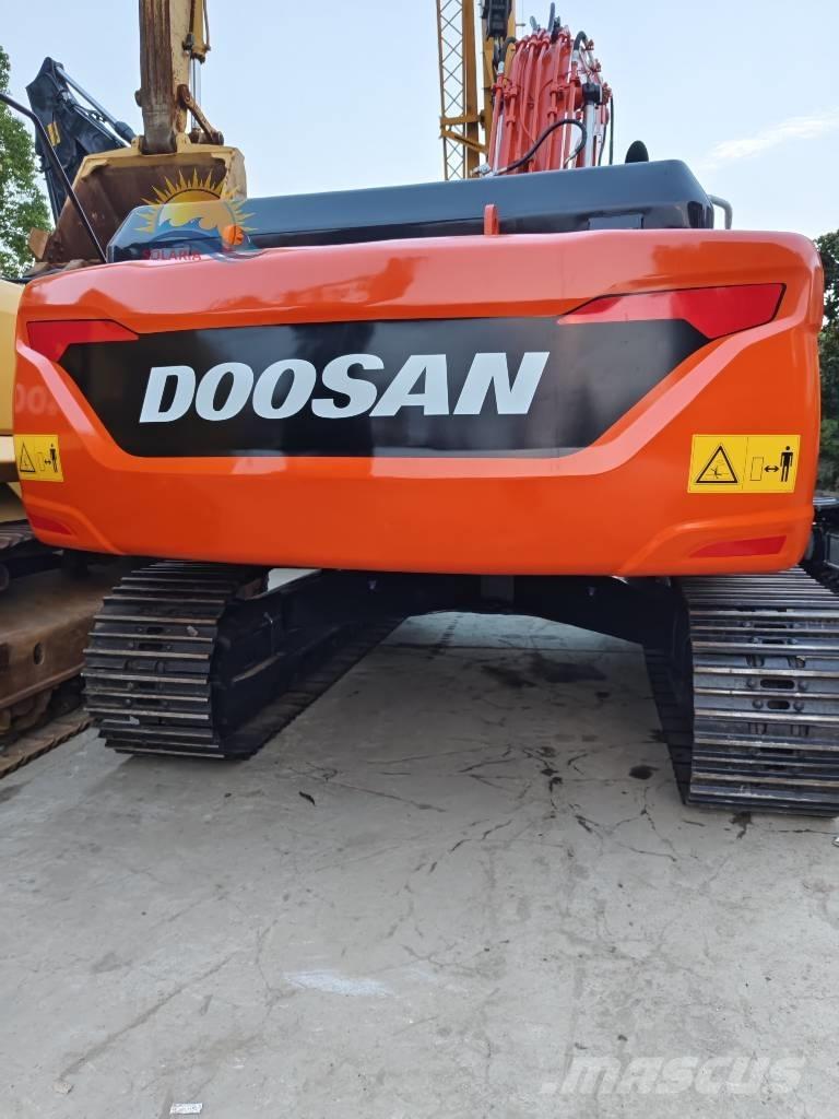 Doosan DX 300 LC Гусеничные экскаваторы