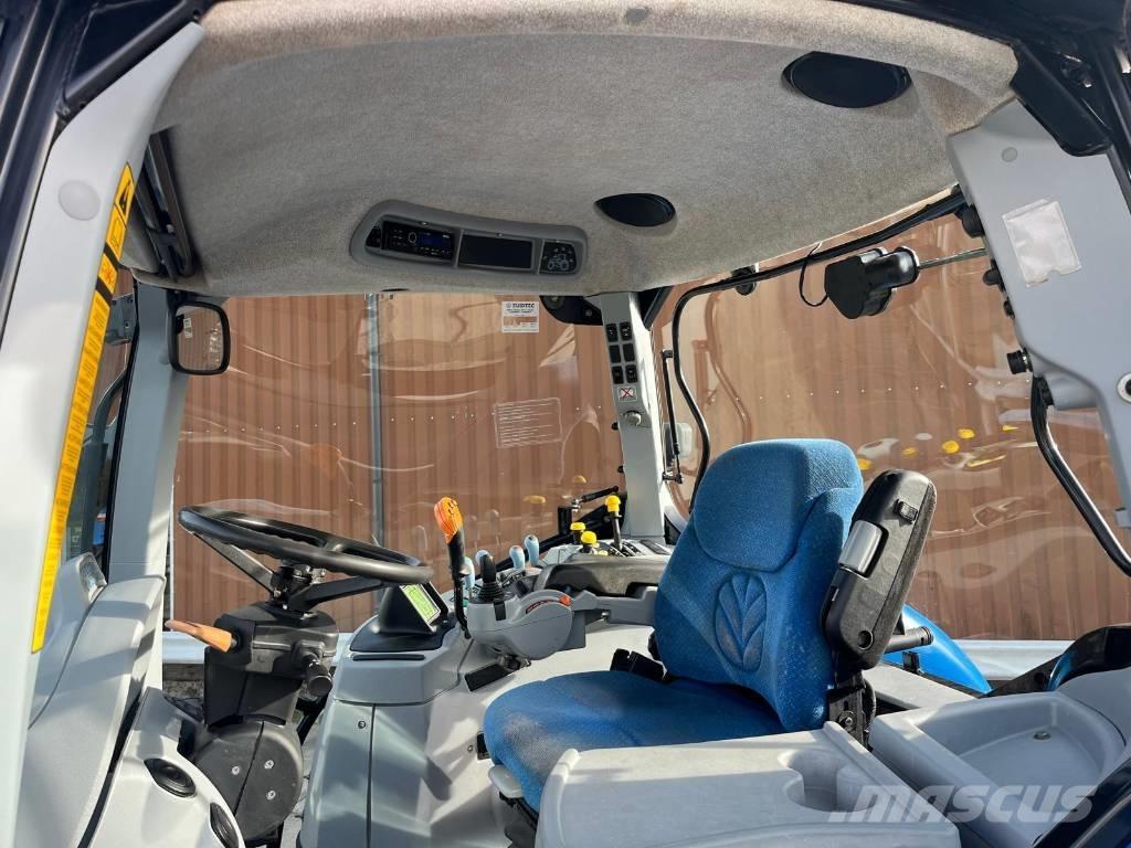 New Holland T7060 Трактора