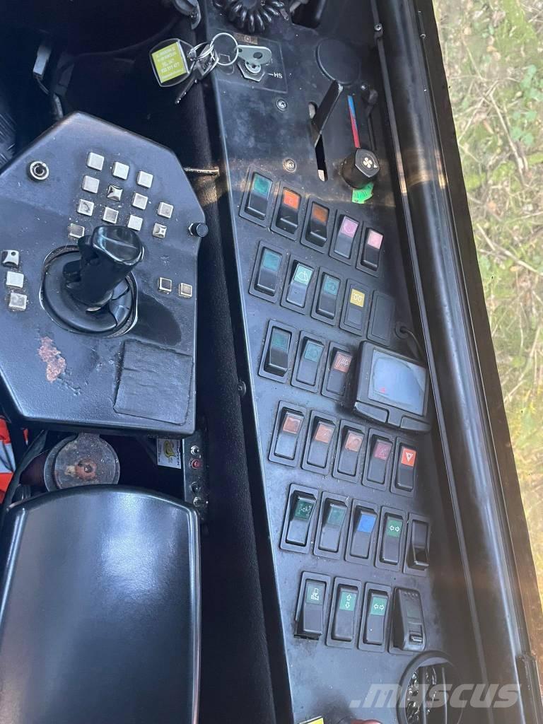 Sampo-Rosenlew 1066 Харвестеры