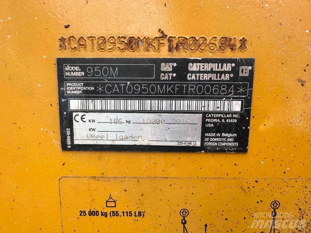 CAT 950M Фронтальные погрузчики