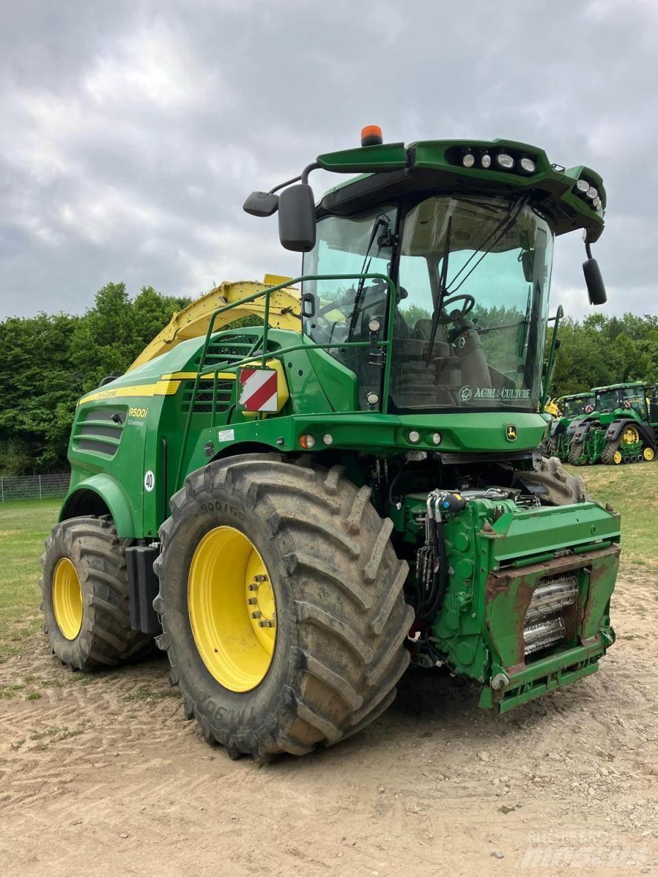 John Deere 8500 Самоходные кормоуборочные комбайны