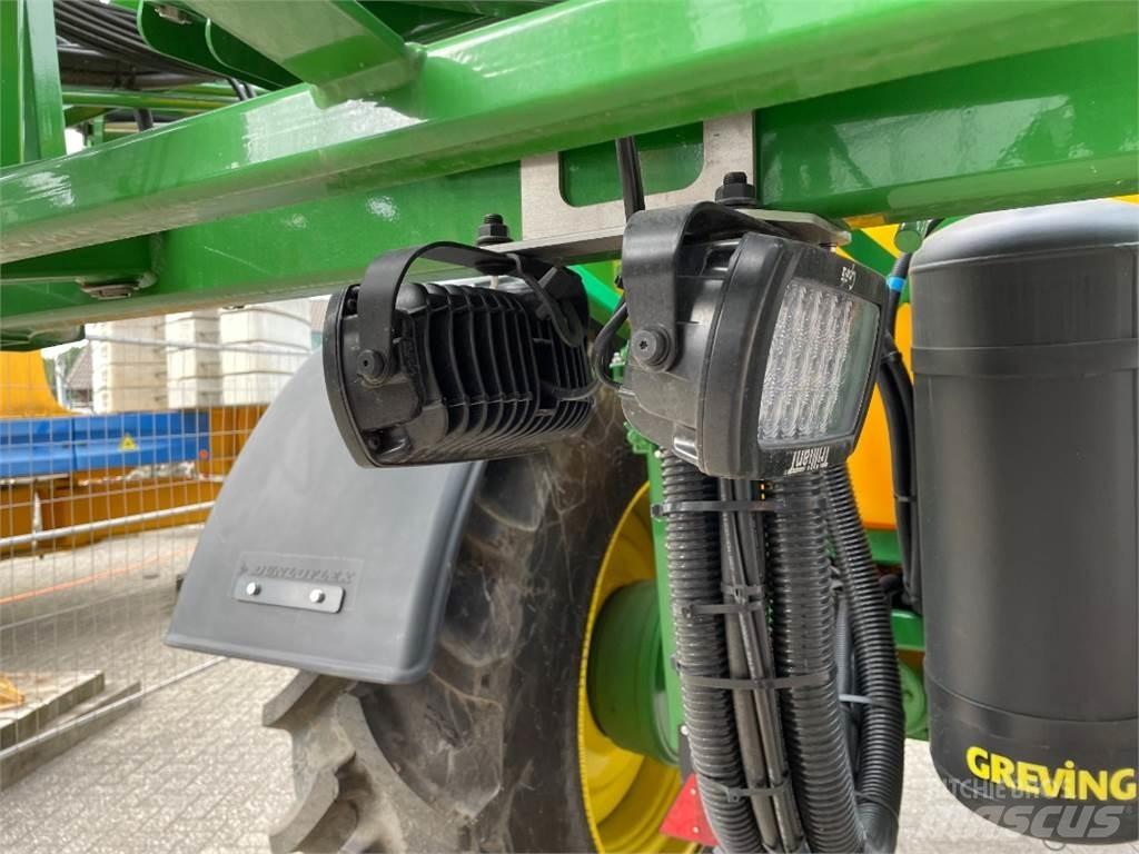 John Deere M740i Прицепные опрыскиватели