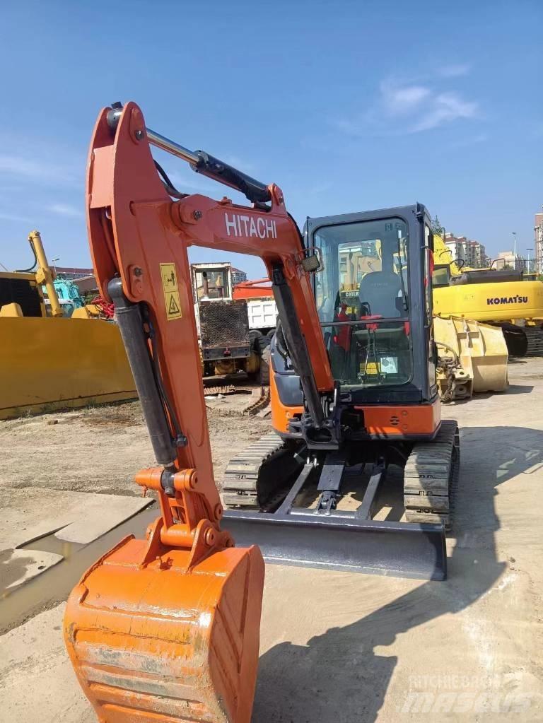 Hitachi ZX35-5A Мини-экскаваторы
