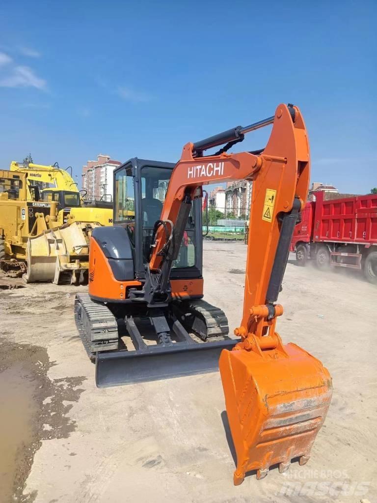 Hitachi ZX35-5A Мини-экскаваторы