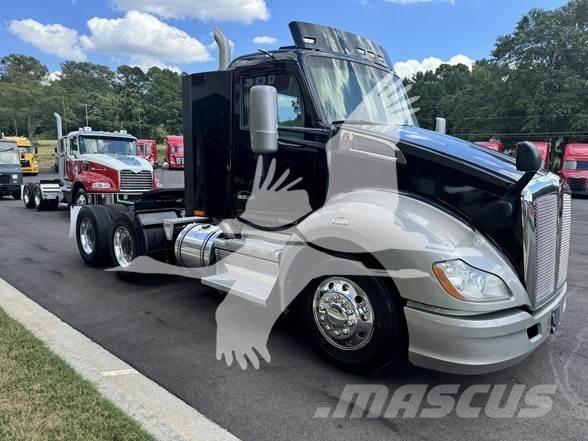 Kenworth T680 Седельные тягачи