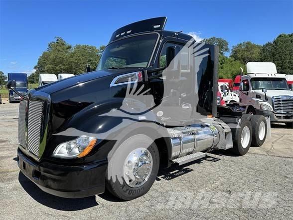 Kenworth T680 Седельные тягачи
