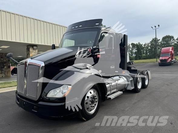 Kenworth T680 Седельные тягачи