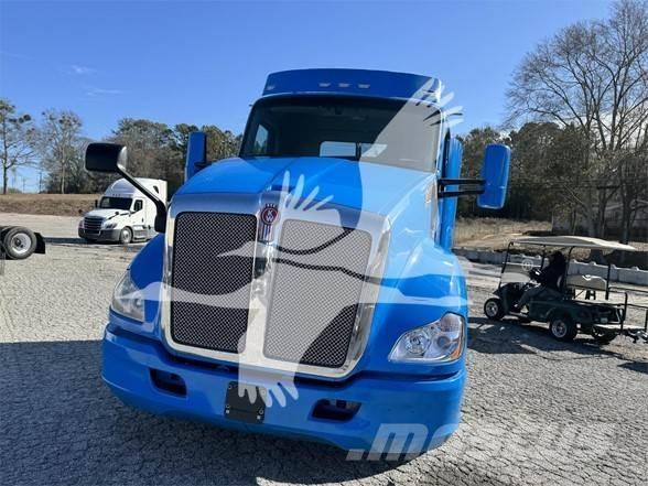 Kenworth T680 Седельные тягачи
