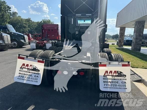 Kenworth T680 Седельные тягачи