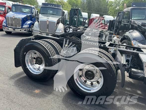 Kenworth T680 Седельные тягачи