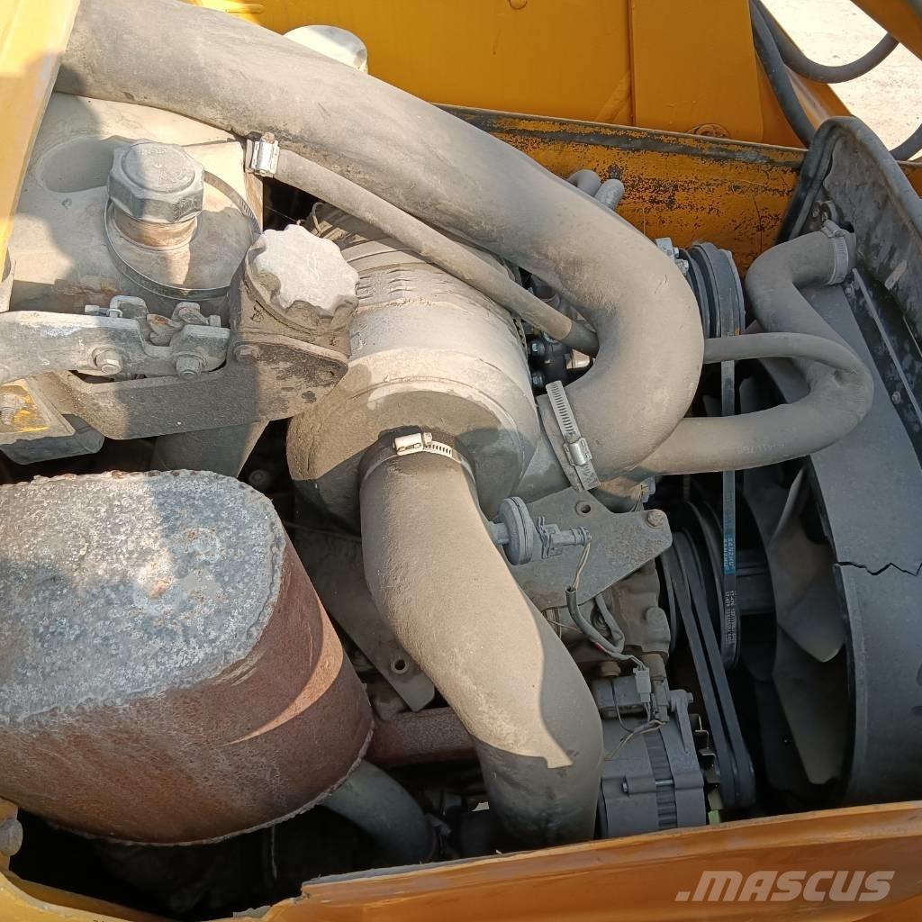 JCB 3CX Экскаваторы-погрузчики