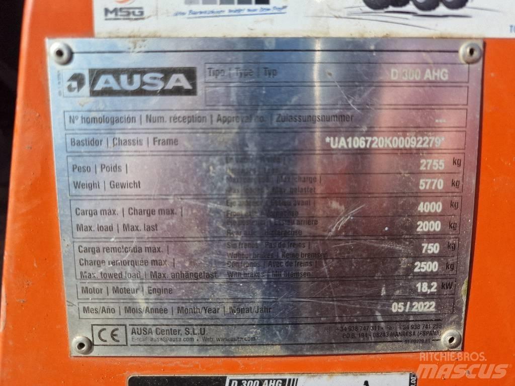 Ausa D300AHG Шарнирно-сочленённые самосвалы