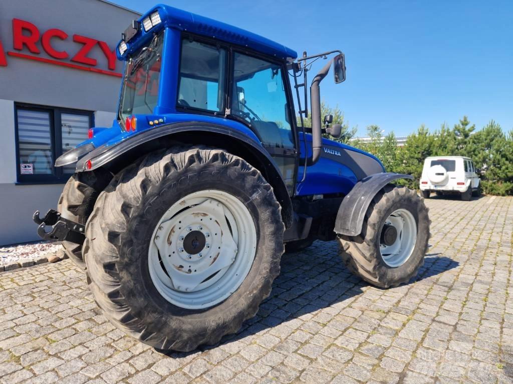 Valtra T 140 Трактора