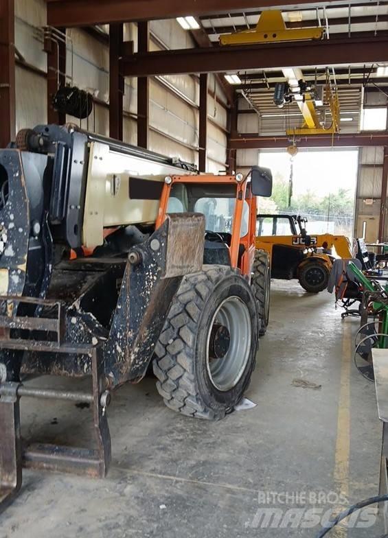 JLG 1055 Телескопические погрузчики