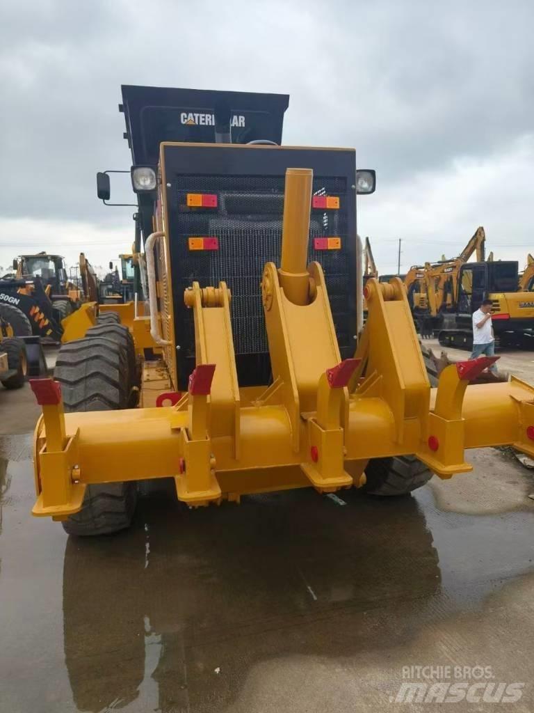 CAT 140K Грейдеры