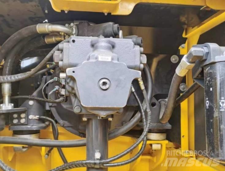 Komatsu 360-7 Гусеничные экскаваторы