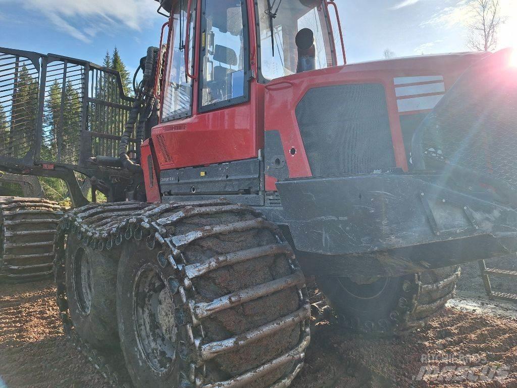 Komatsu 895 Форвардеры