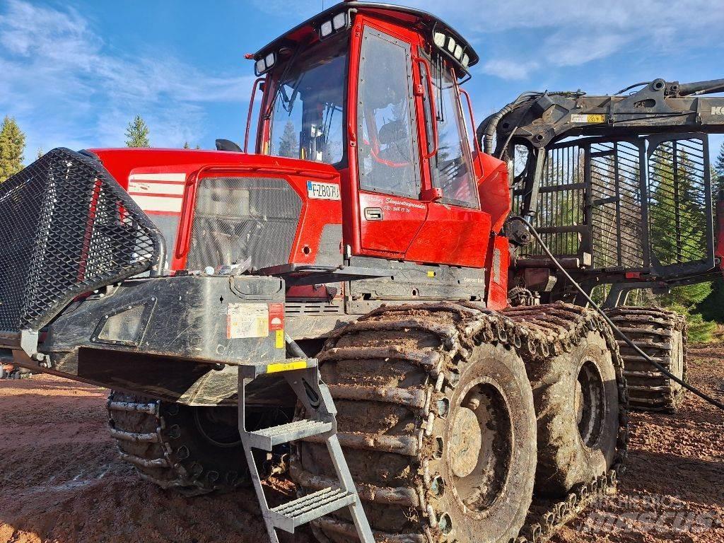 Komatsu 895 Форвардеры