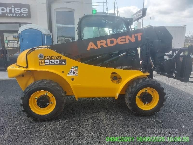 JCB 520-40 Телескопические погрузчики