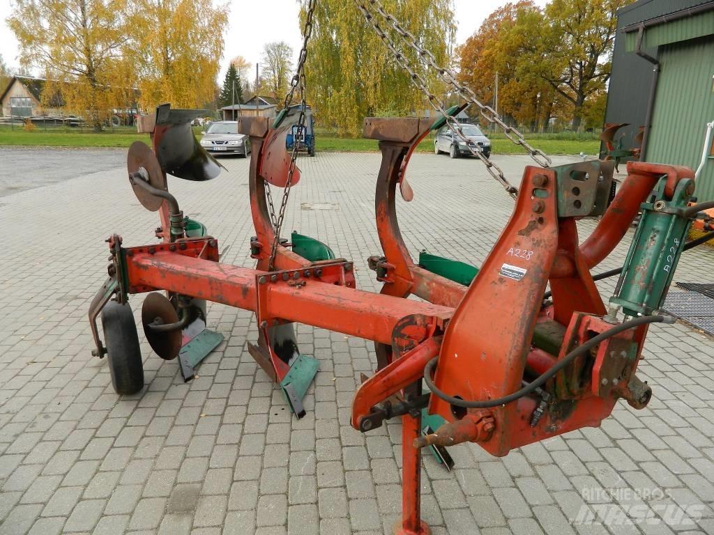 Kverneland 3 Оборотные плуги