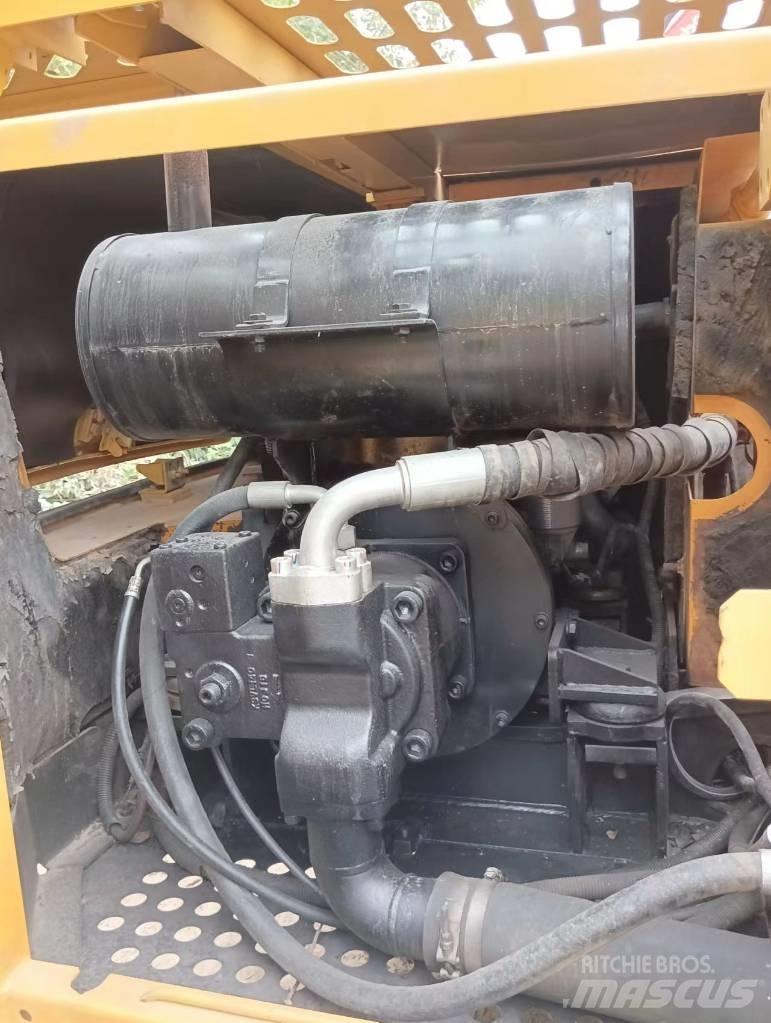 Sany SY 95 C Гусеничные экскаваторы