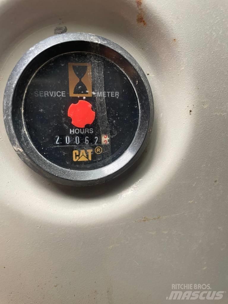 CAT 321 C LCR Гусеничные экскаваторы