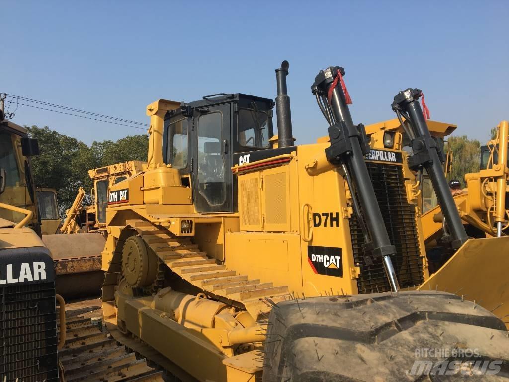 CAT D 7 H Гусеничные бульдозеры