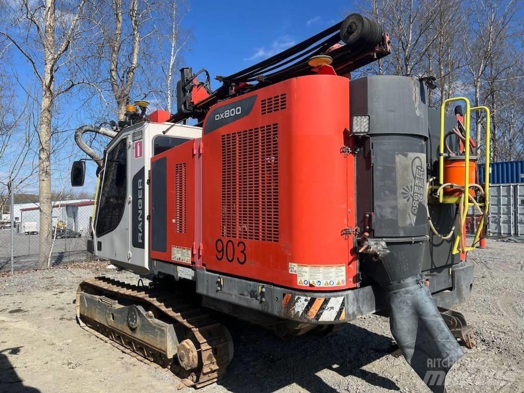 Sandvik DX800 Буровые вышки