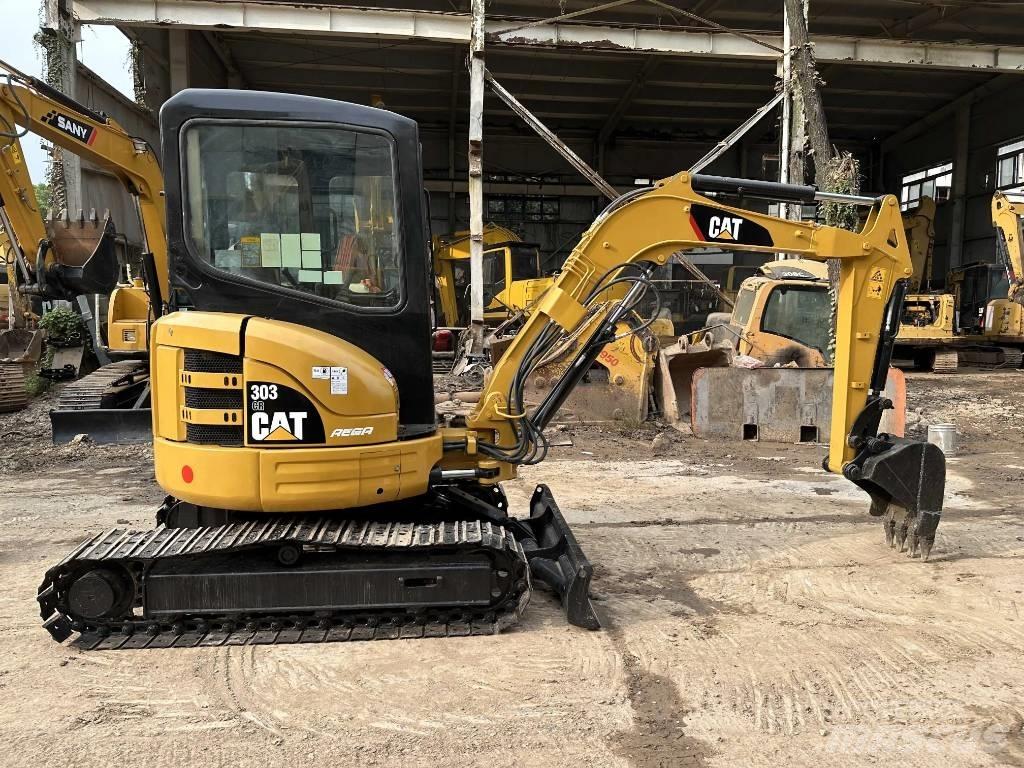 CAT 303GR Малые экскаваторы 7т-12т