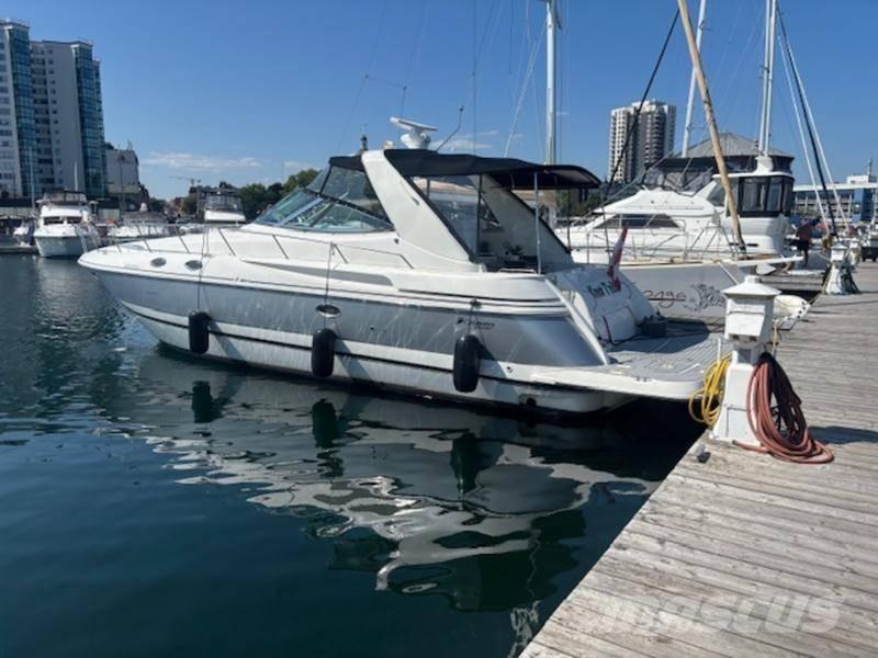 Cruisers Yachts 3870 Земснаряды / баржи