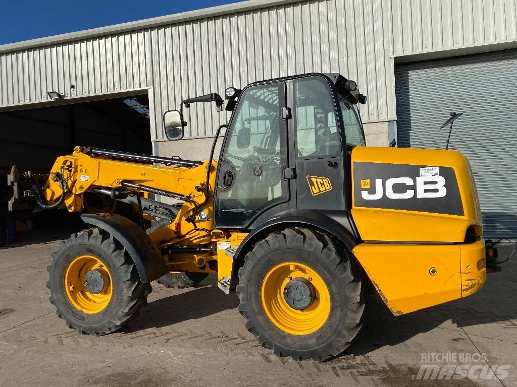 JCB TM 310 S Сельскохозяйственные телескопические погрузчики