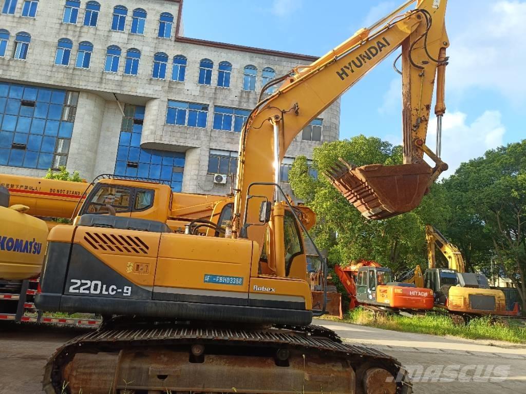 Hyundai R220LC-9 Гусеничные экскаваторы