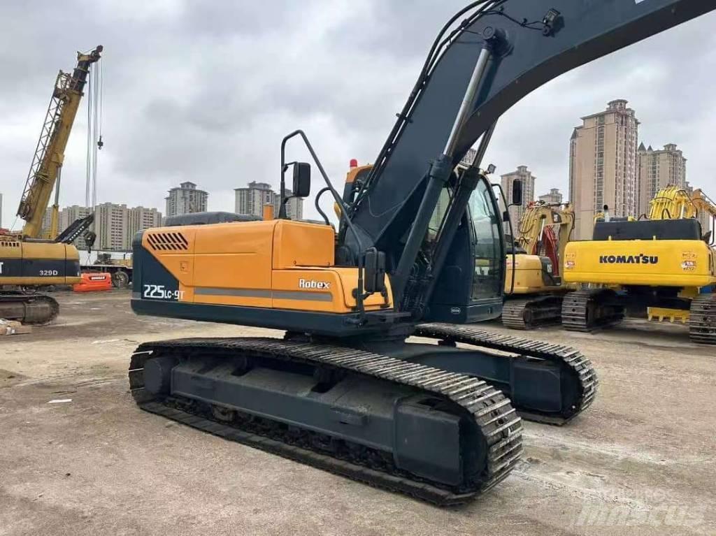 Hyundai 225LC-9T Гусеничные экскаваторы